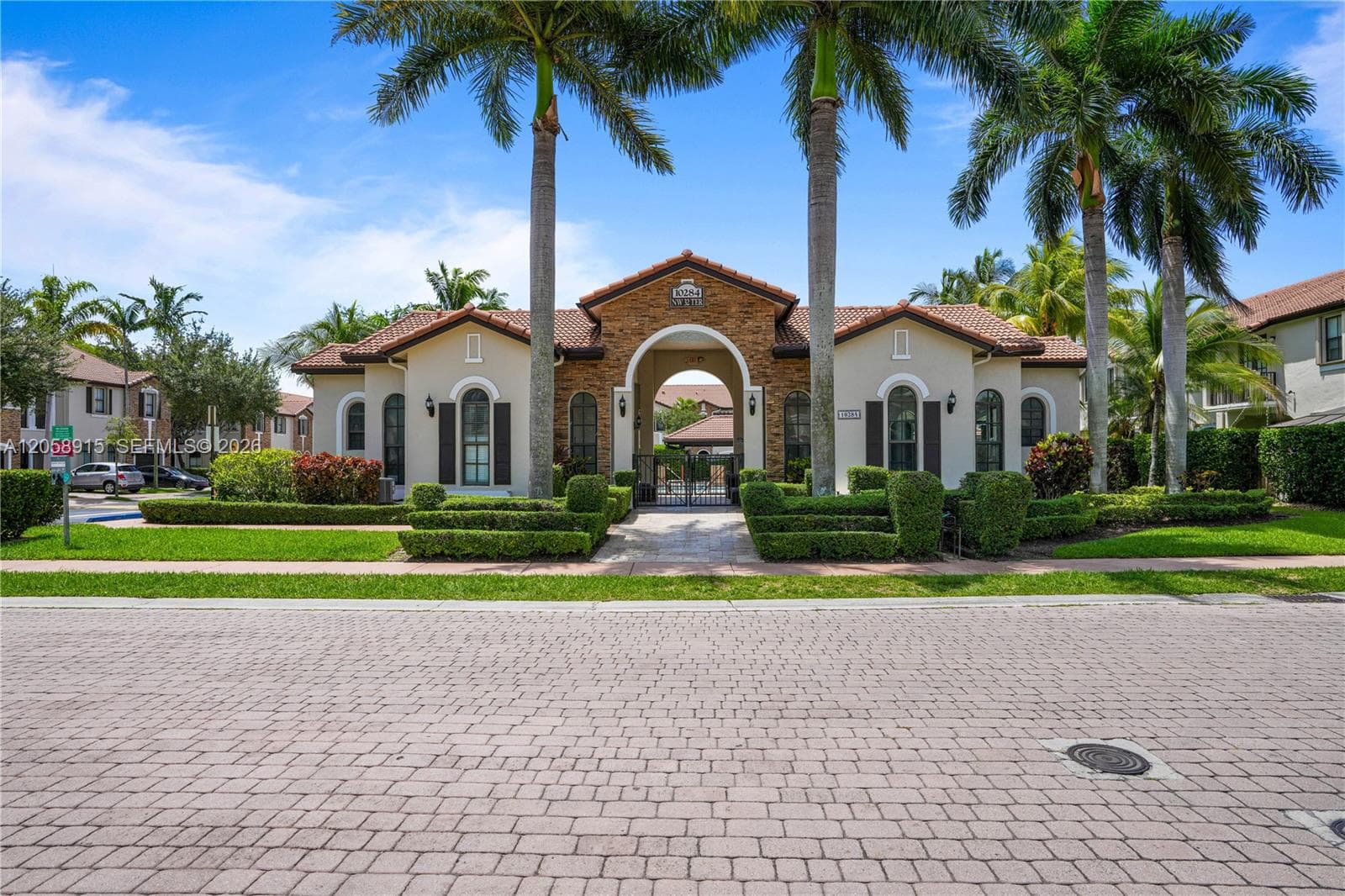 10341 NW 32nd Ter, Doral, FL 33172 — zdjęcie 3