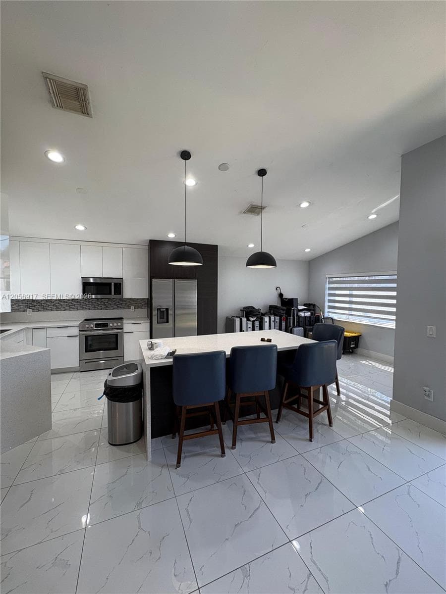 1970 NW 178th Ter # 1, Pembroke Pines, FL 33029 — zdjęcie 2