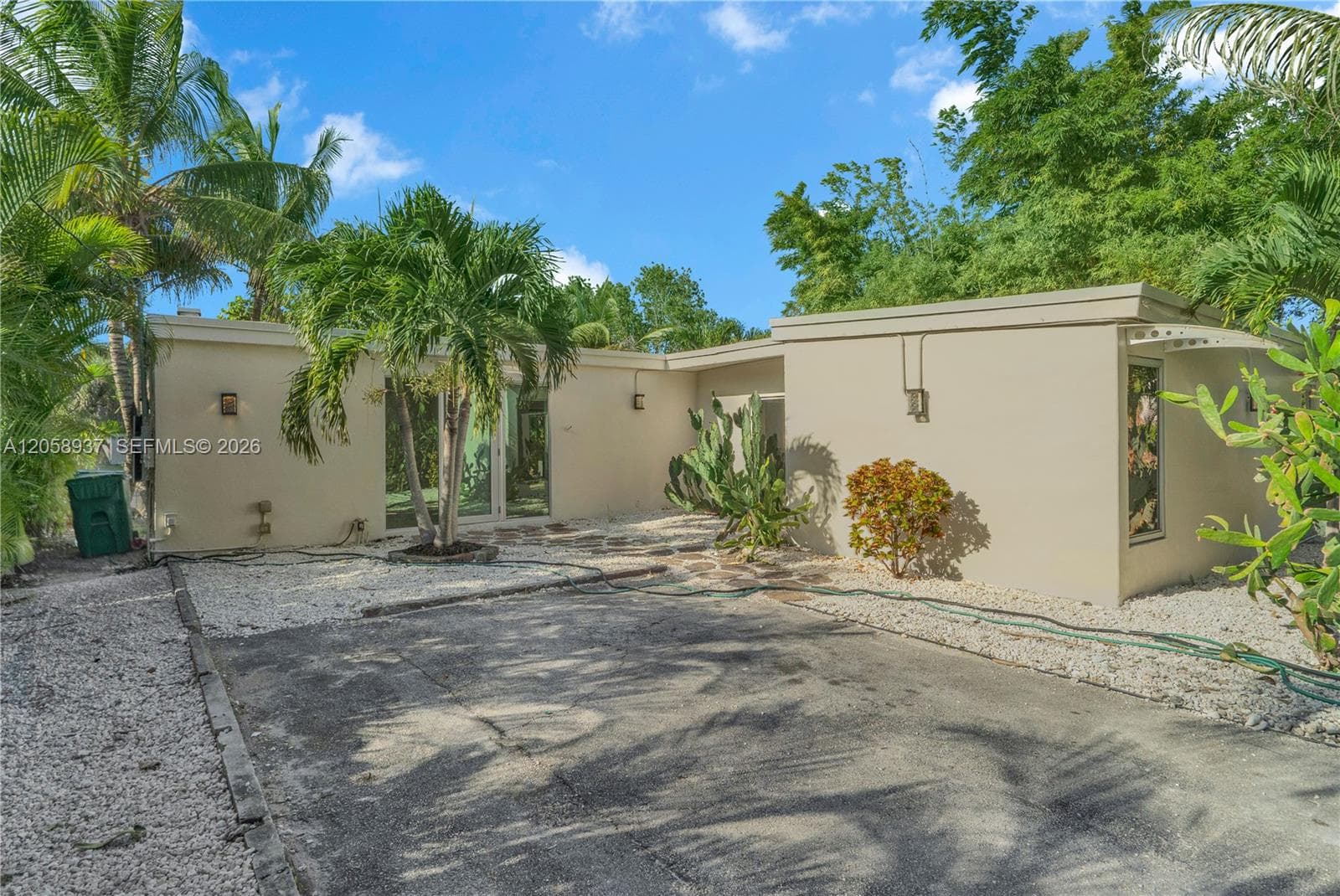 5801 NW 20th St, Margate, FL 33063 — zdjęcie 2