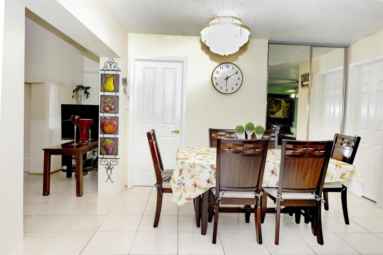 3335 10th Avenue N, Palm Springs, FL 33461 — zdjęcie 5