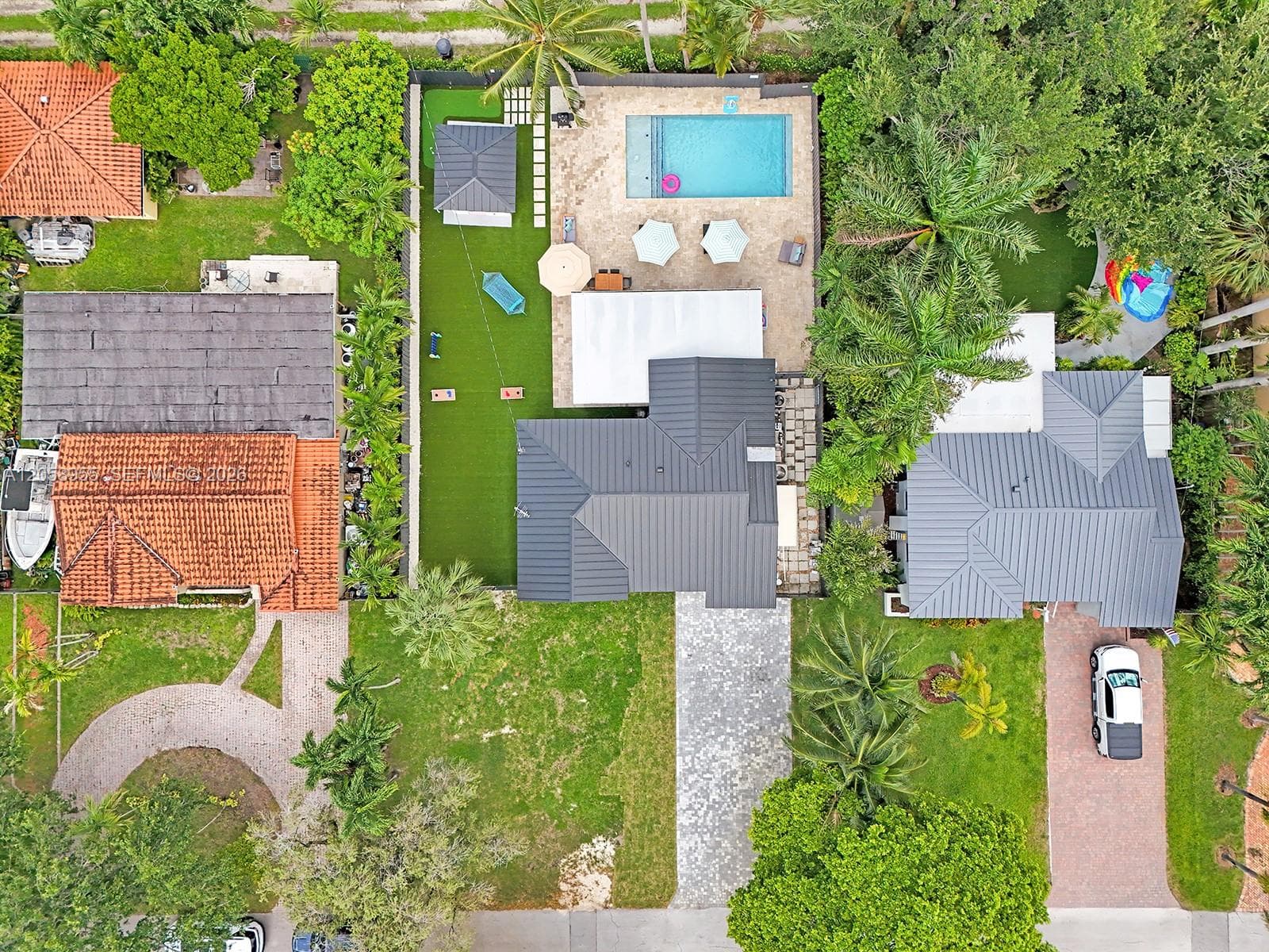430 Forrest Dr, Miami Springs, FL 33166 — zdjęcie 2