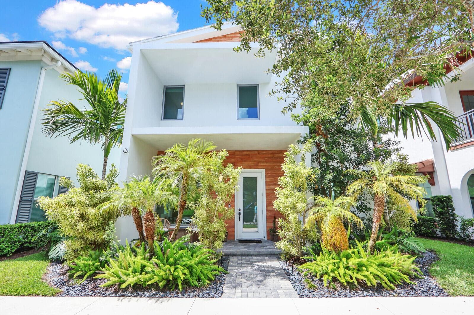 1201 Faulkner Terrace, Palm Beach Gardens, FL 33418