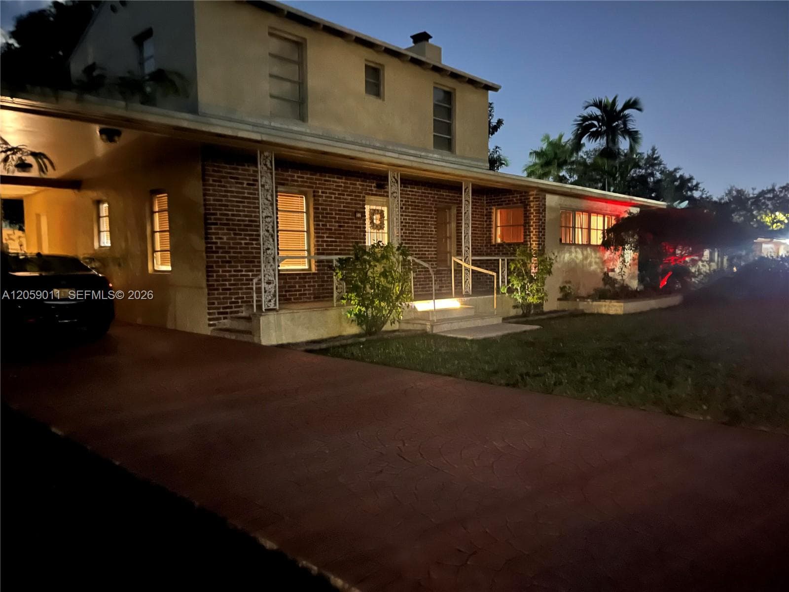 72 Palmetto Dr, Miami Springs, FL 33166 — zdjęcie 2