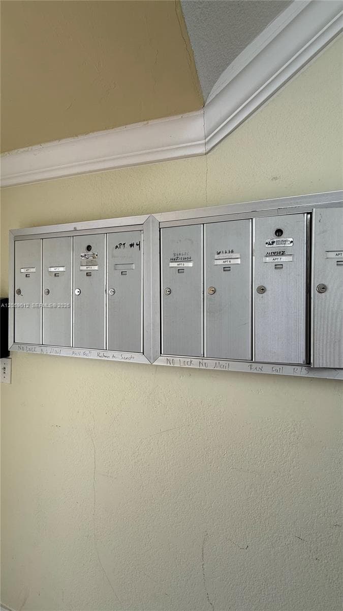 7636 Abbott Ave # 6, Miami Beach, FL 33141 — zdjęcie 5