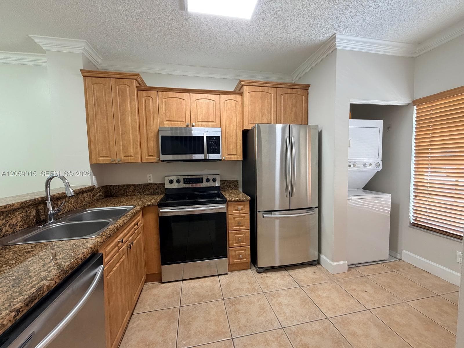 752 SW 122nd Ter, Pembroke Pines, FL 33025 — zdjęcie 3