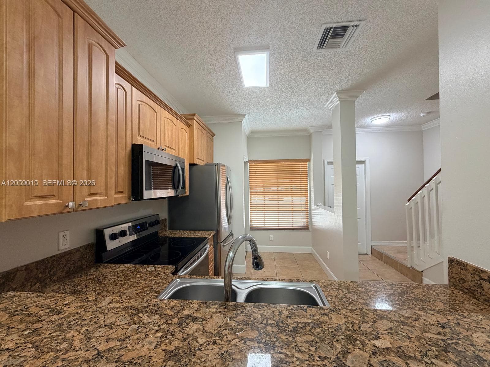 752 SW 122nd Ter, Pembroke Pines, FL 33025 — zdjęcie 4