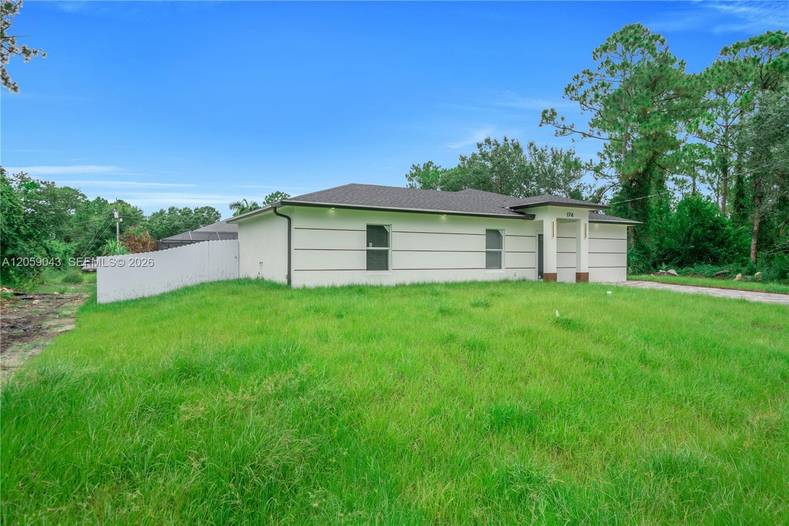718 Frontenac, Other City - In The State Of Florida, FL 33974 — zdjęcie 2