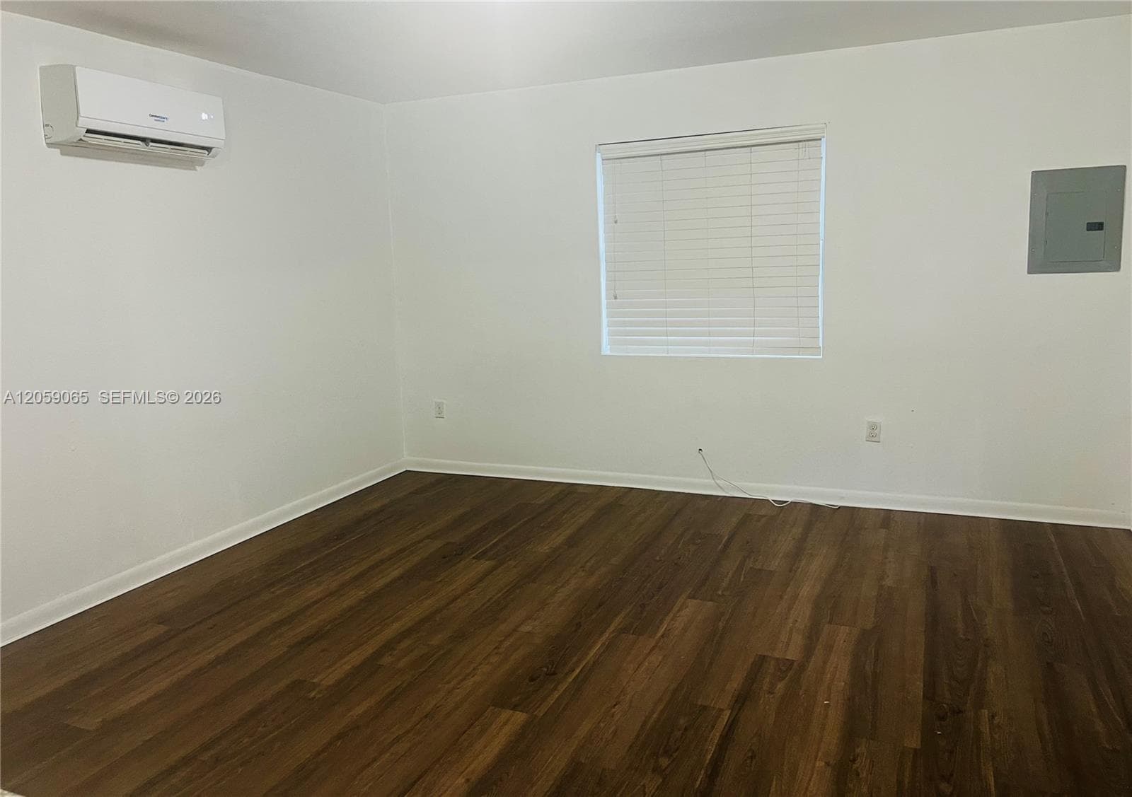 529 SW 3rd St # 3, Miami, FL 33130 — zdjęcie 5
