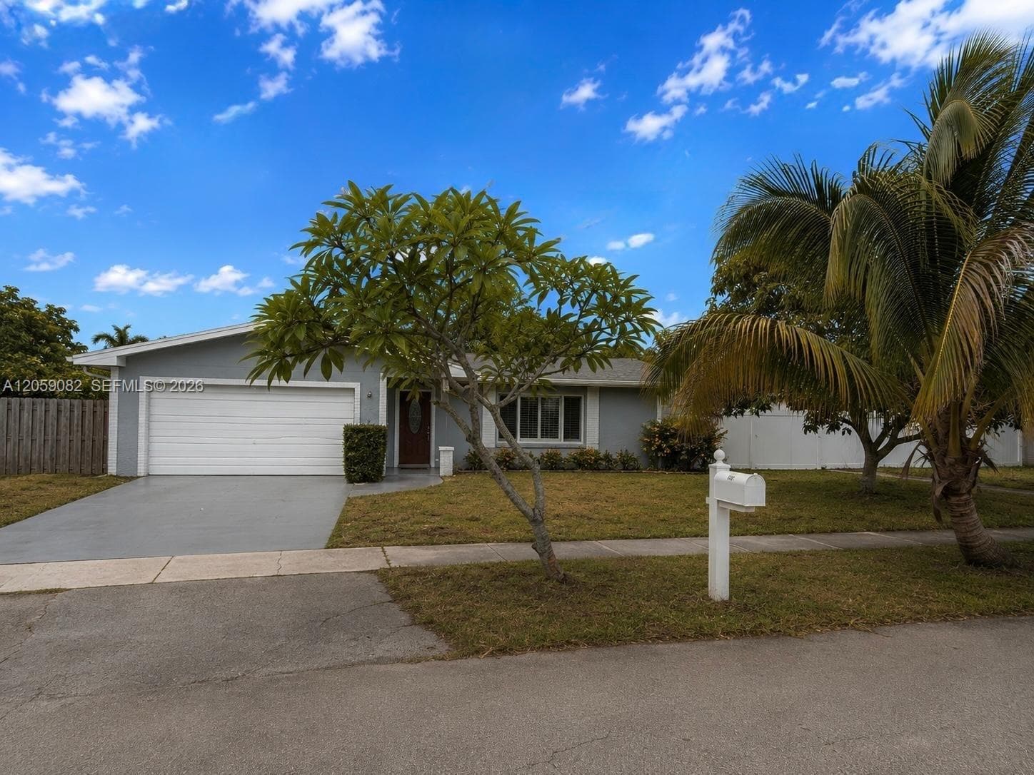 1760 SW 12th St, Boca Raton, FL 33486 — zdjęcie 2