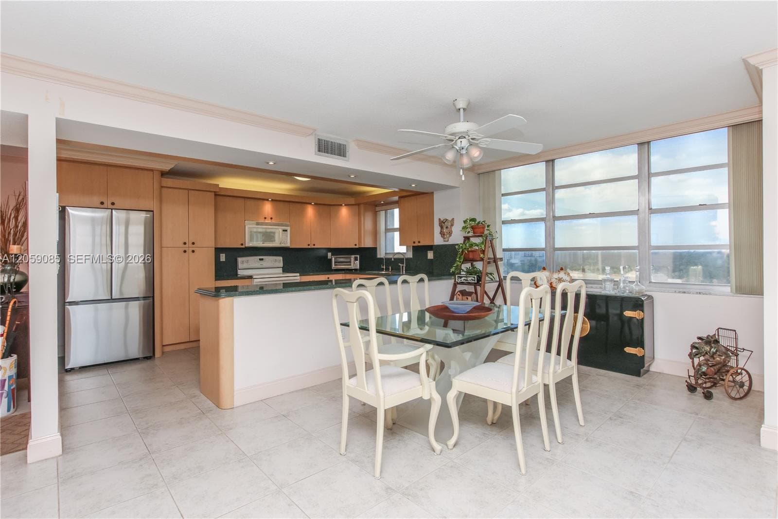 2780 NE 183rd St # 901, Aventura, FL 33160 — zdjęcie 5