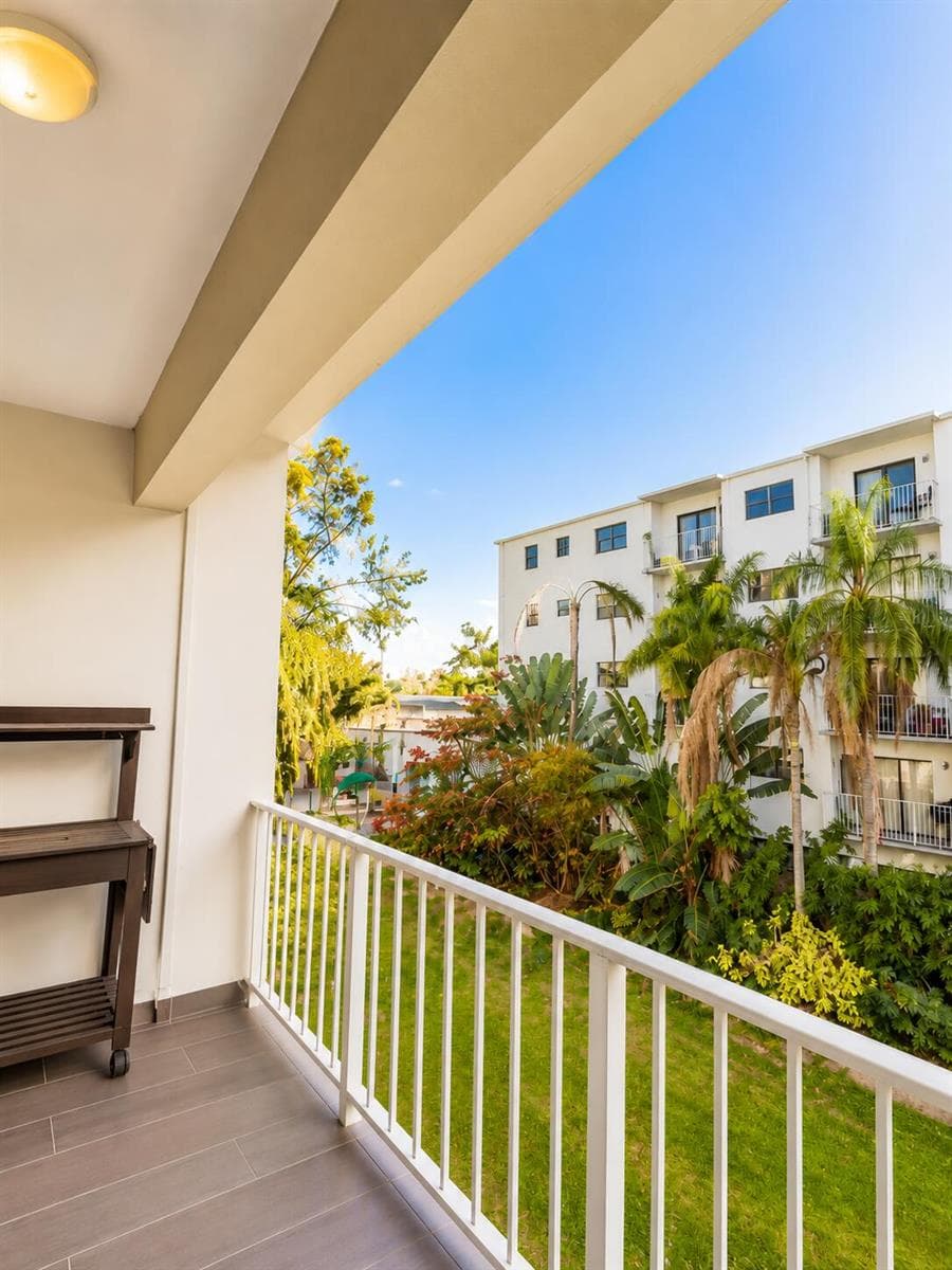 1245 WEST Avenue # 302, Miami Beach, FL 33139 — zdjęcie 4
