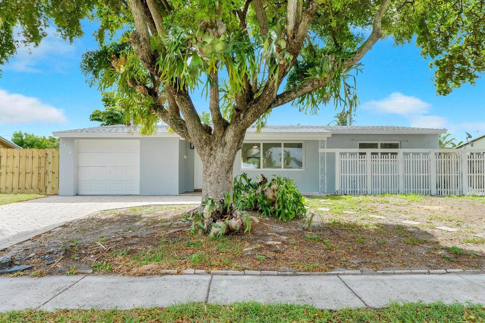 1404 SW 1ST Avenue, Deerfield Beach, FL 33441 — zdjęcie 2
