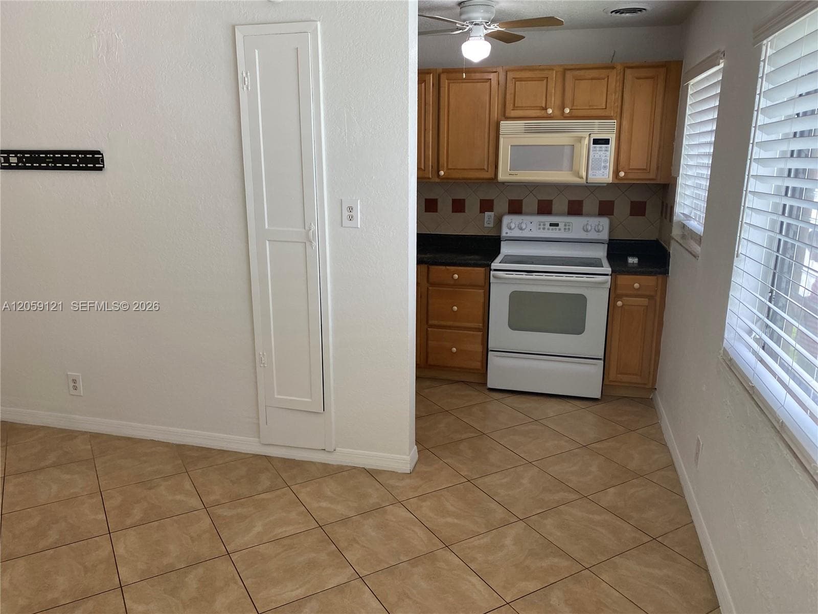 5616 Arthur St # South, Hollywood, FL 33021 — zdjęcie 5