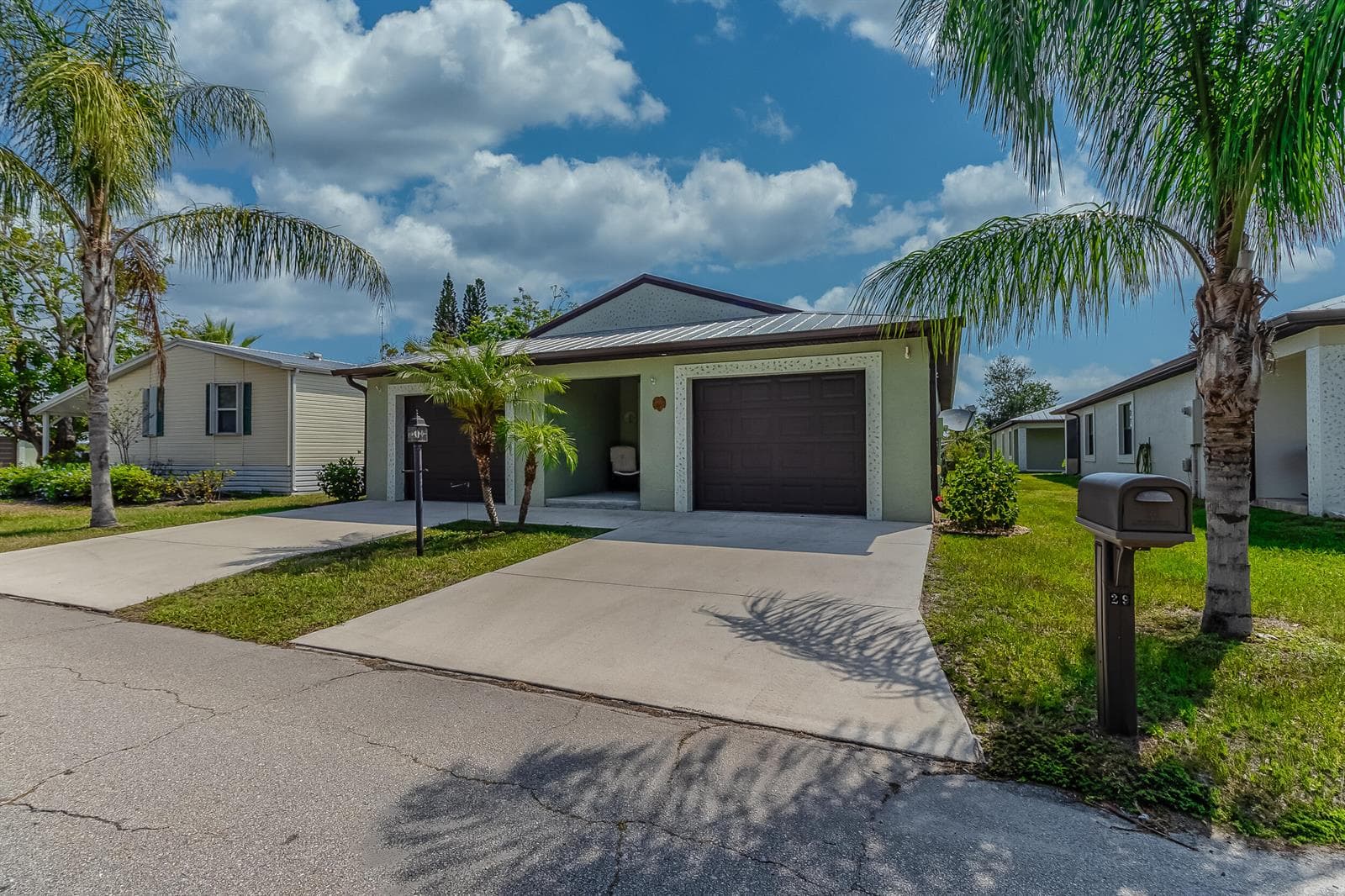 29 Mediterranean Boulevard W, Port St. Lucie, FL 34952 — zdjęcie 2