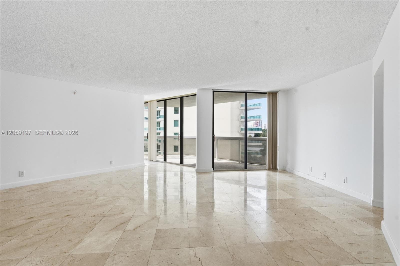 20185 E Country Club Dr # 502, Aventura, FL 33180 — zdjęcie 3