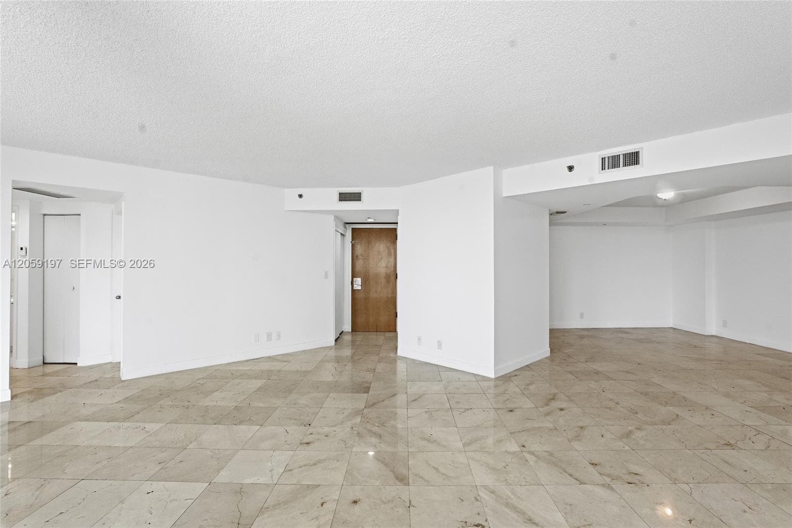 20185 E Country Club Dr # 502, Aventura, FL 33180 — zdjęcie 5