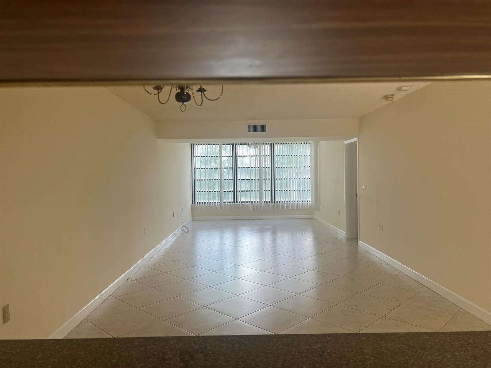 3640 WHITEHALL Drive # 206, West Palm Beach, FL 33401 — zdjęcie 5