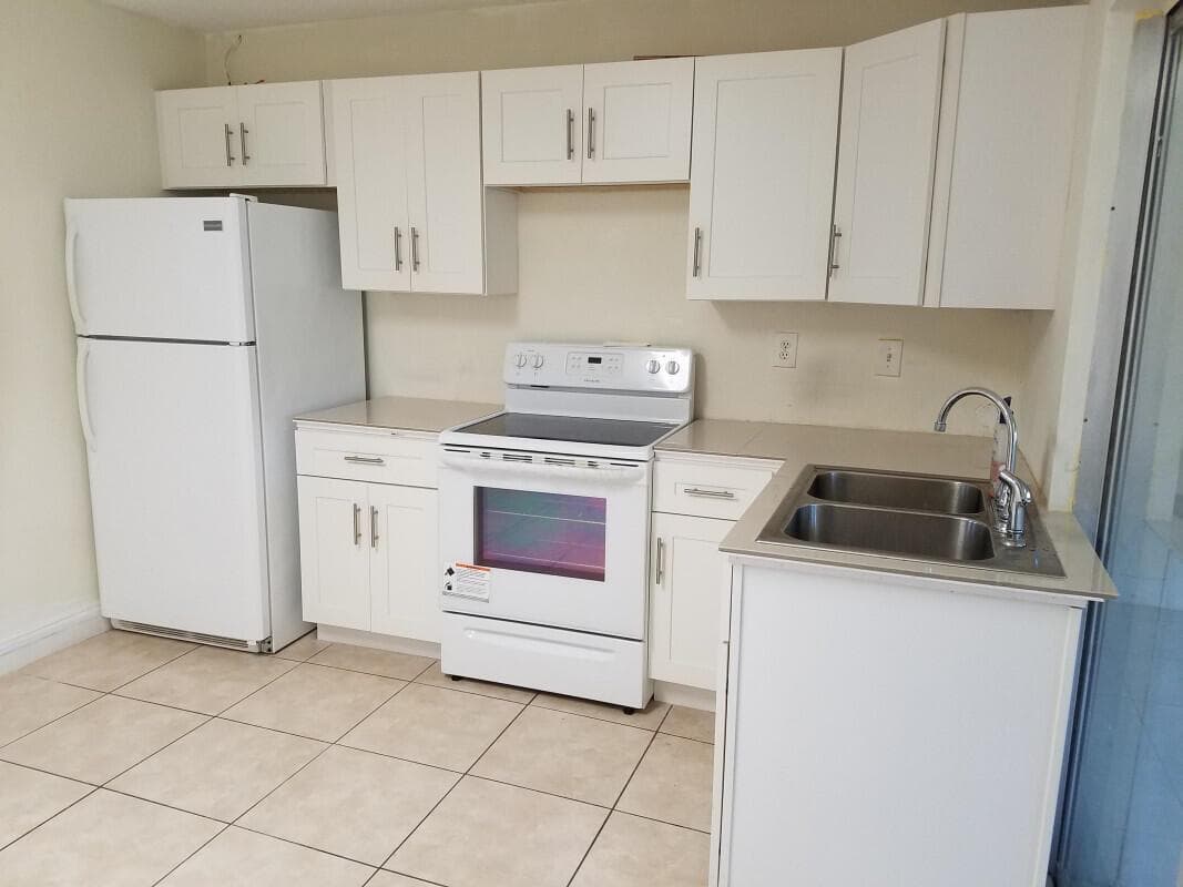 4934 NW 55th Court, Tamarac, FL 33319 — zdjęcie 2
