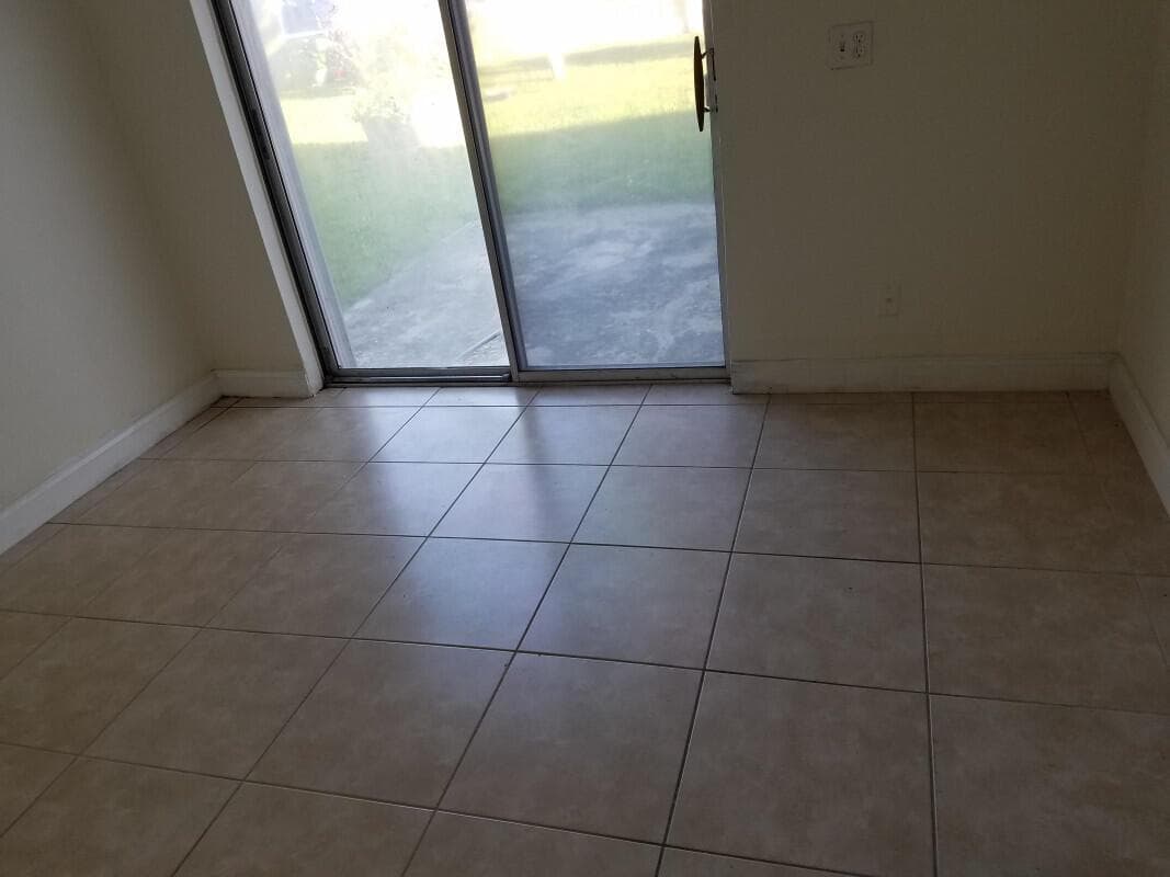4934 NW 55th Court, Tamarac, FL 33319 — zdjęcie 5