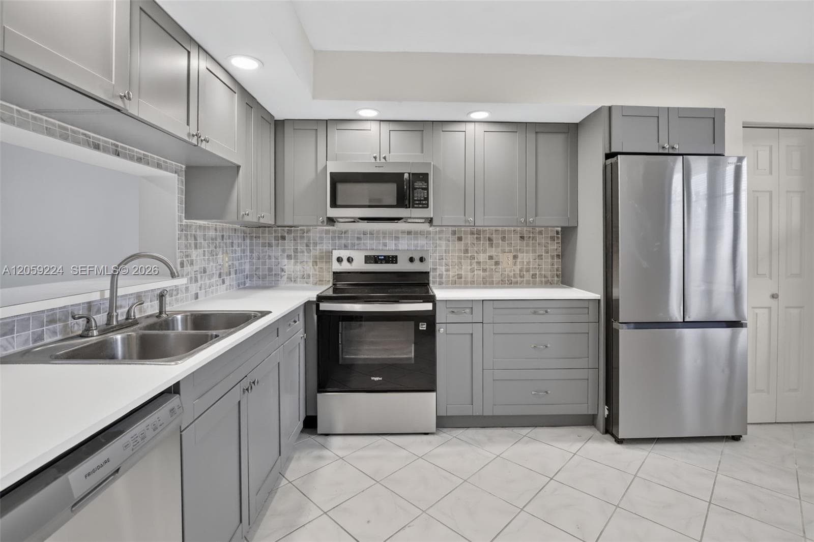 12800 SW 7th CT, # 306G, Pembroke Pines, FL 33027
