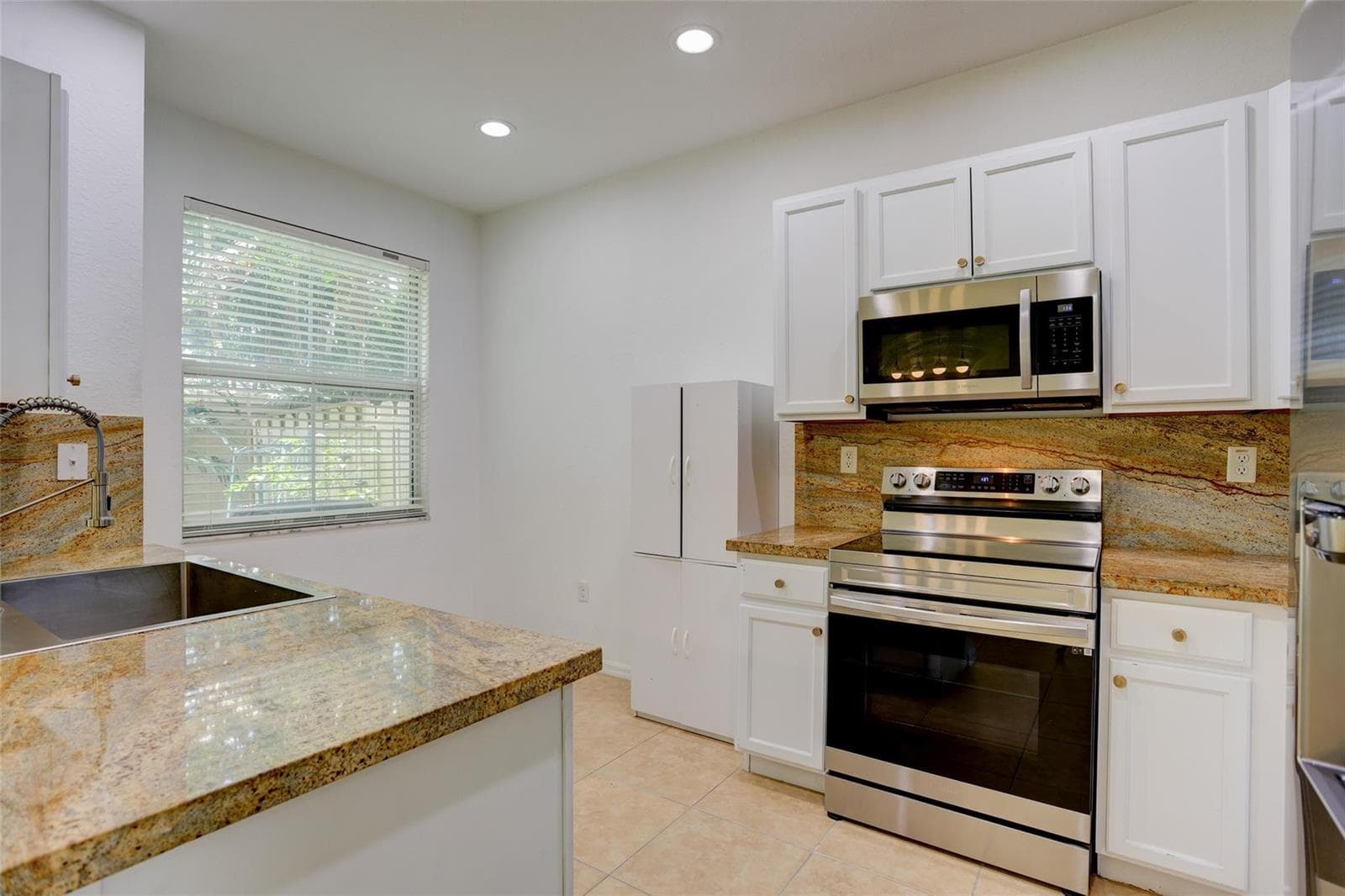 2851 W Prospect Road # 305, Tamarac, FL 33309 — zdjęcie 3