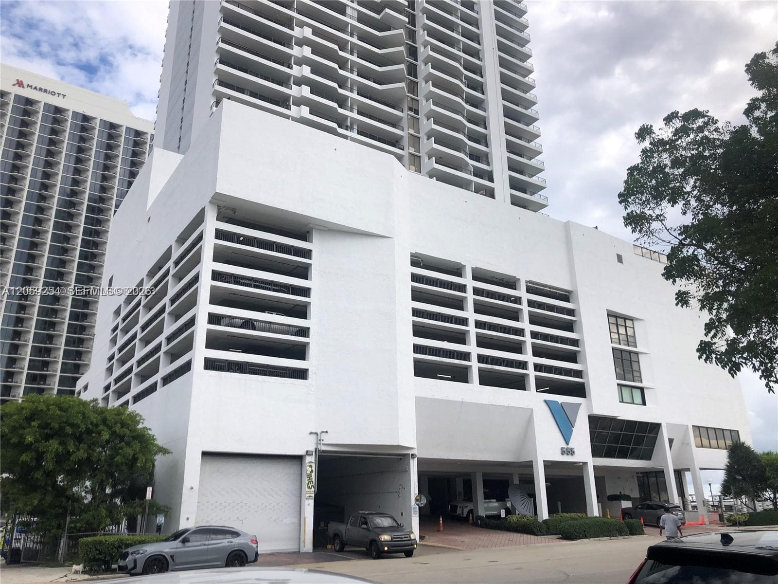 555 NE 15th St # 20E, Miami, FL 33132