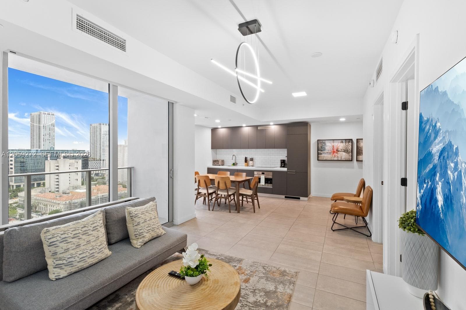 227 NE 2nd St # 2202, Miami, FL 33132