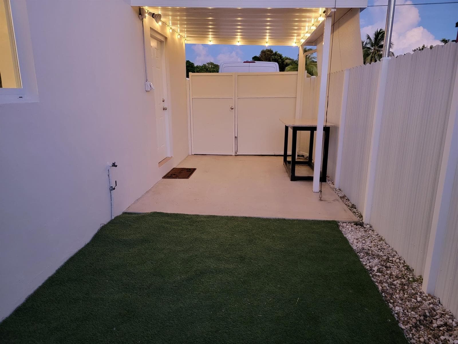 1611 NW 63RD Avenue # 2, Sunrise, FL 33313 — zdjęcie 2