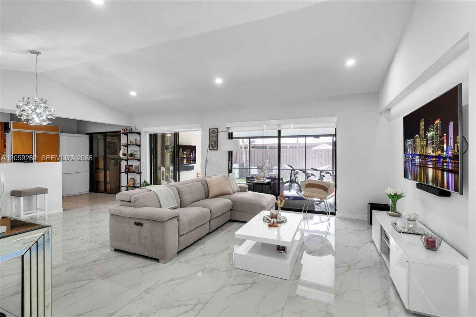 1551 NW 98th Way, Pembroke Pines, FL 33024 — zdjęcie 5