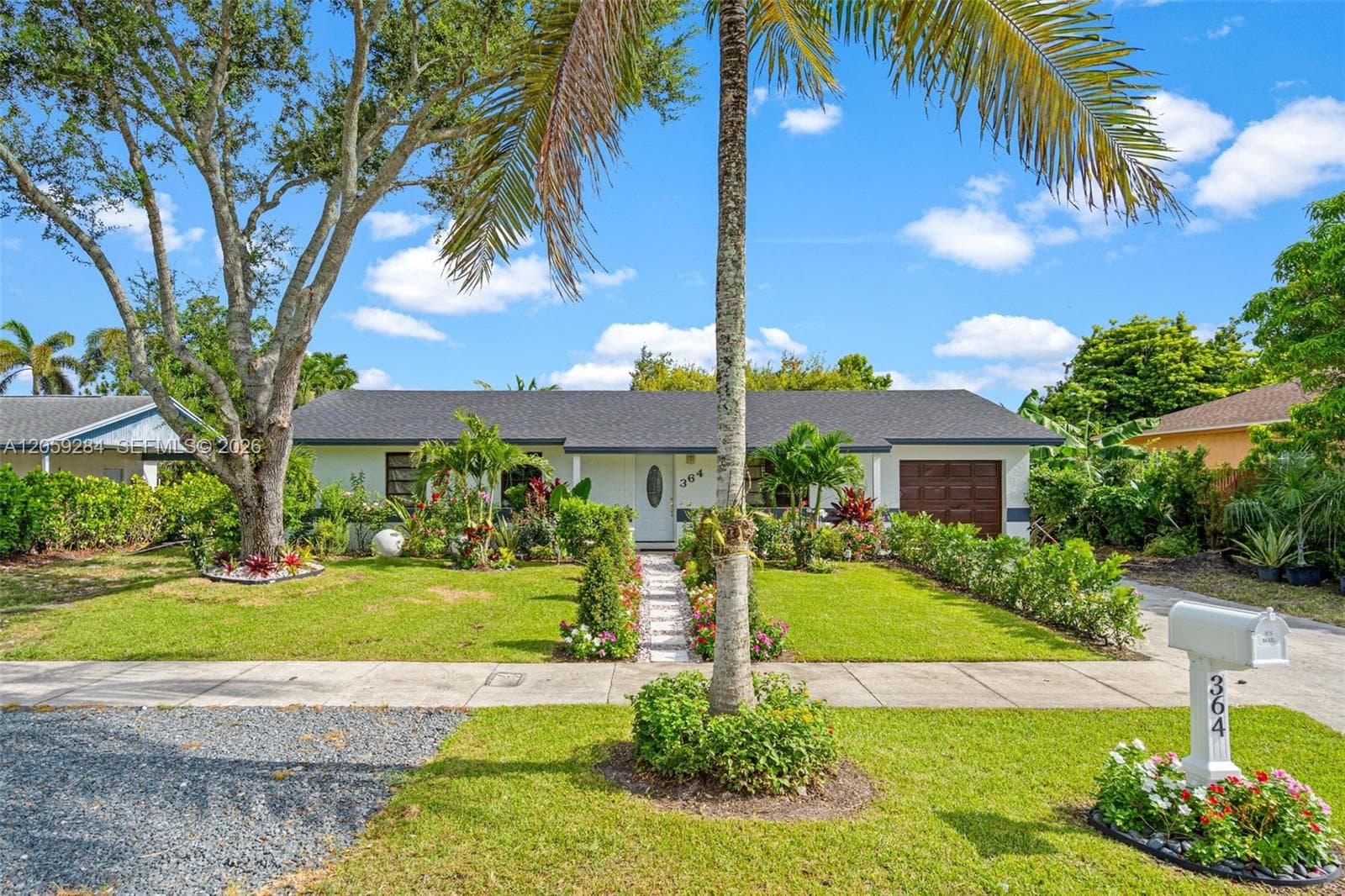 364 NW 17th Ct, Homestead, FL 33030 — zdjęcie 2