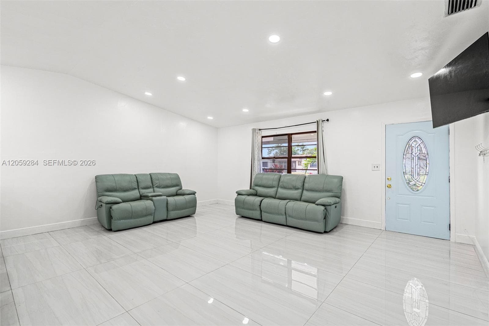 364 NW 17th Ct, Homestead, FL 33030 — zdjęcie 5