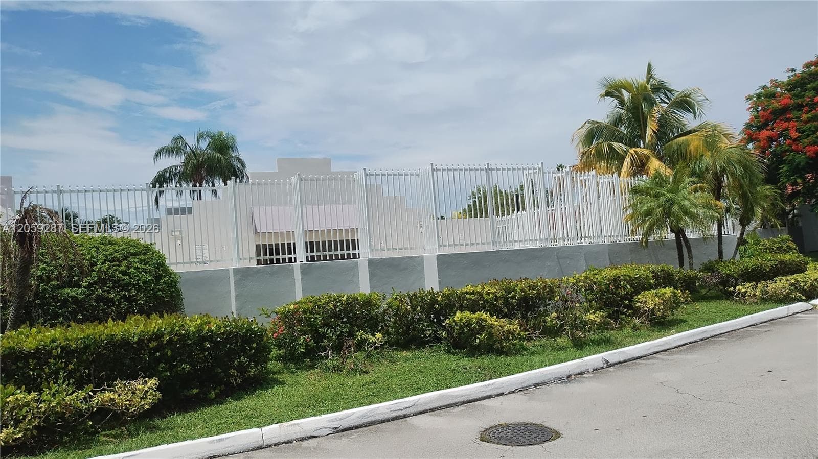 10395 SW 154th Cir Ct # 104, Miami, FL 33196 — zdjęcie 4