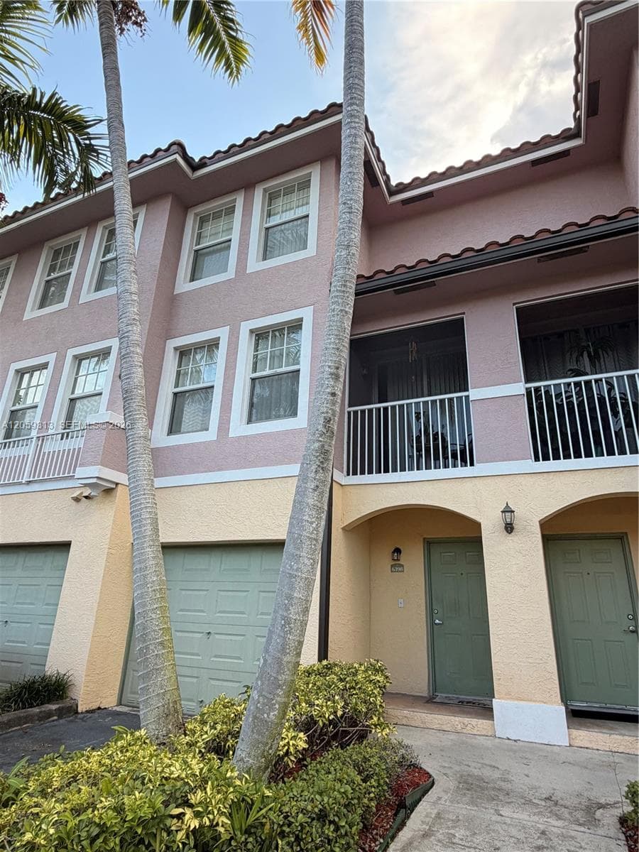 6398 W Sample Rd # 6398, Coral Springs, FL 33067