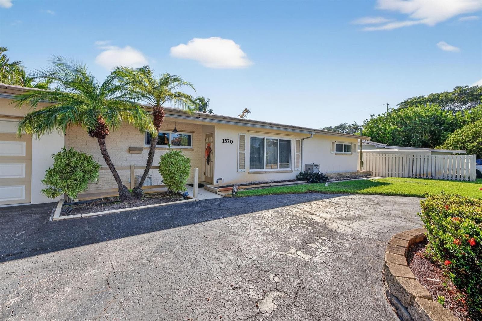 1570 NE 30TH Place, Oakland Park, FL 33334 — zdjęcie 4