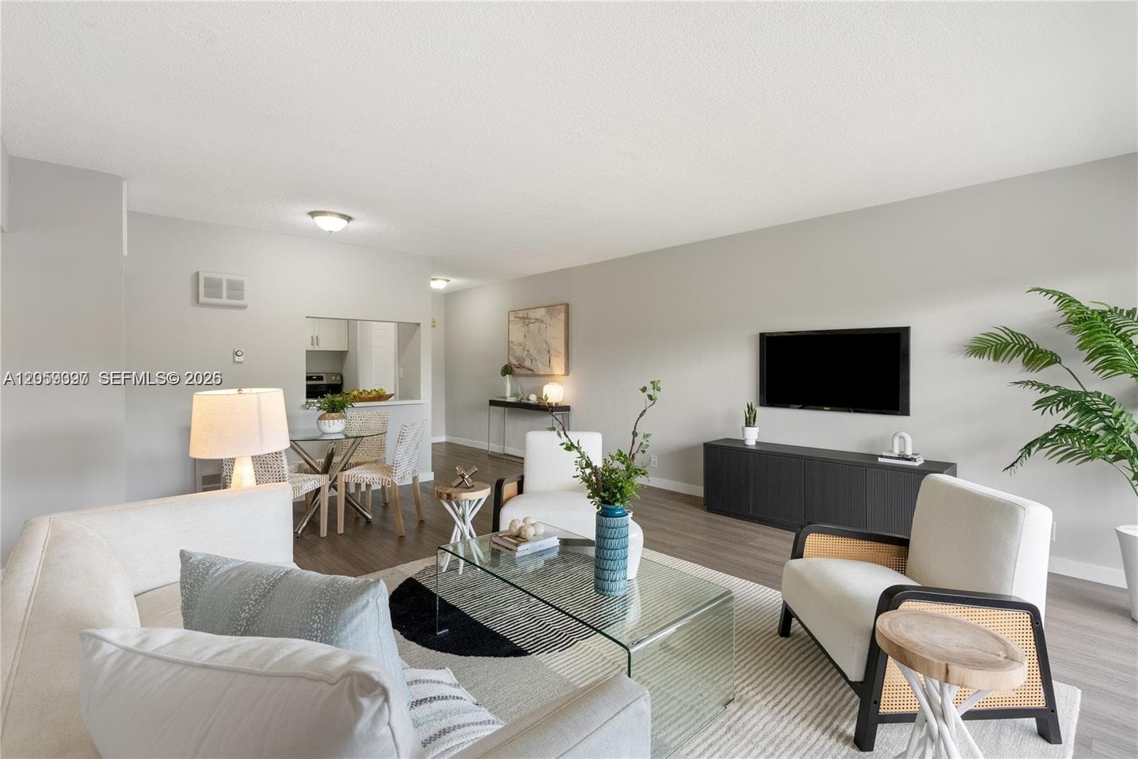 550 NE 20th St # 4, Wilton Manors, FL 33305