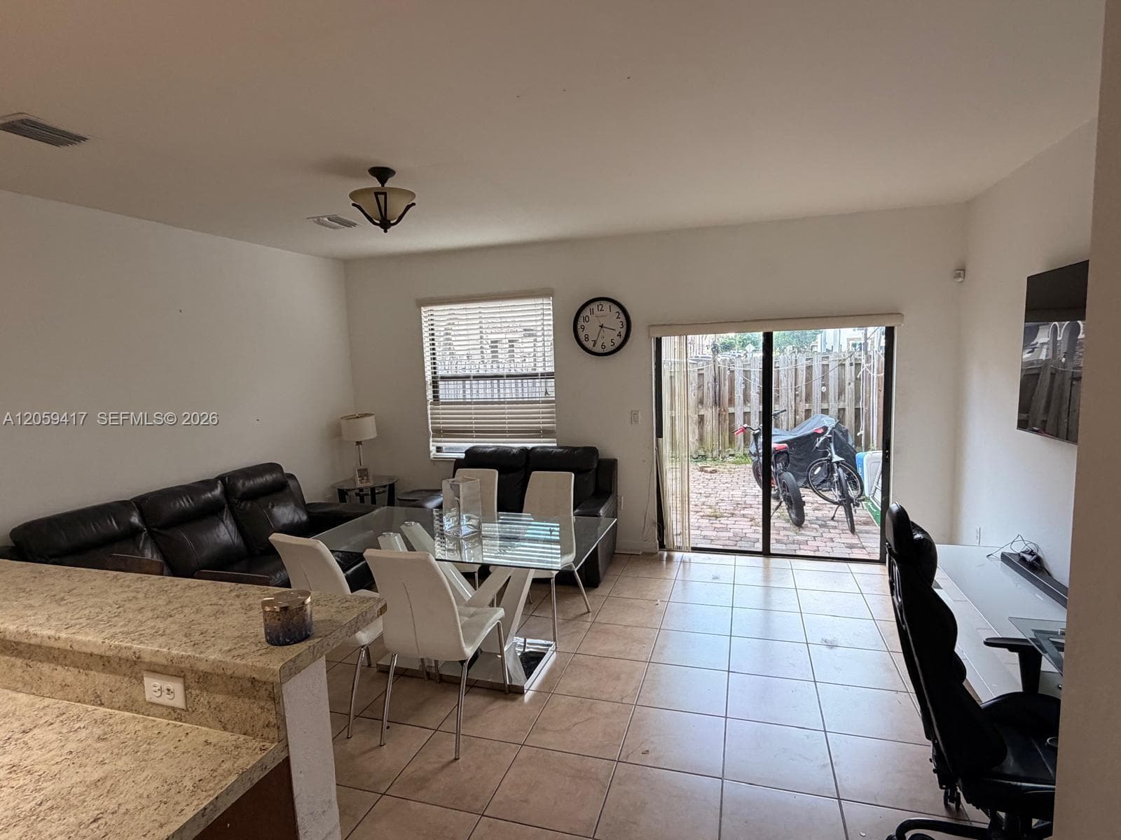 15050 SW 116th St, Miami, FL 33196 — zdjęcie 2