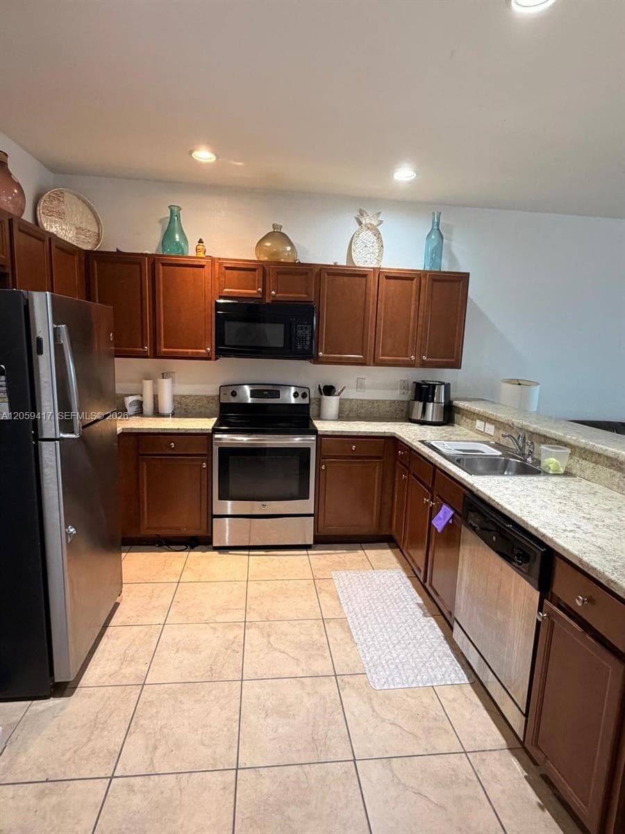 15050 SW 116th St, Miami, FL 33196 — zdjęcie 4