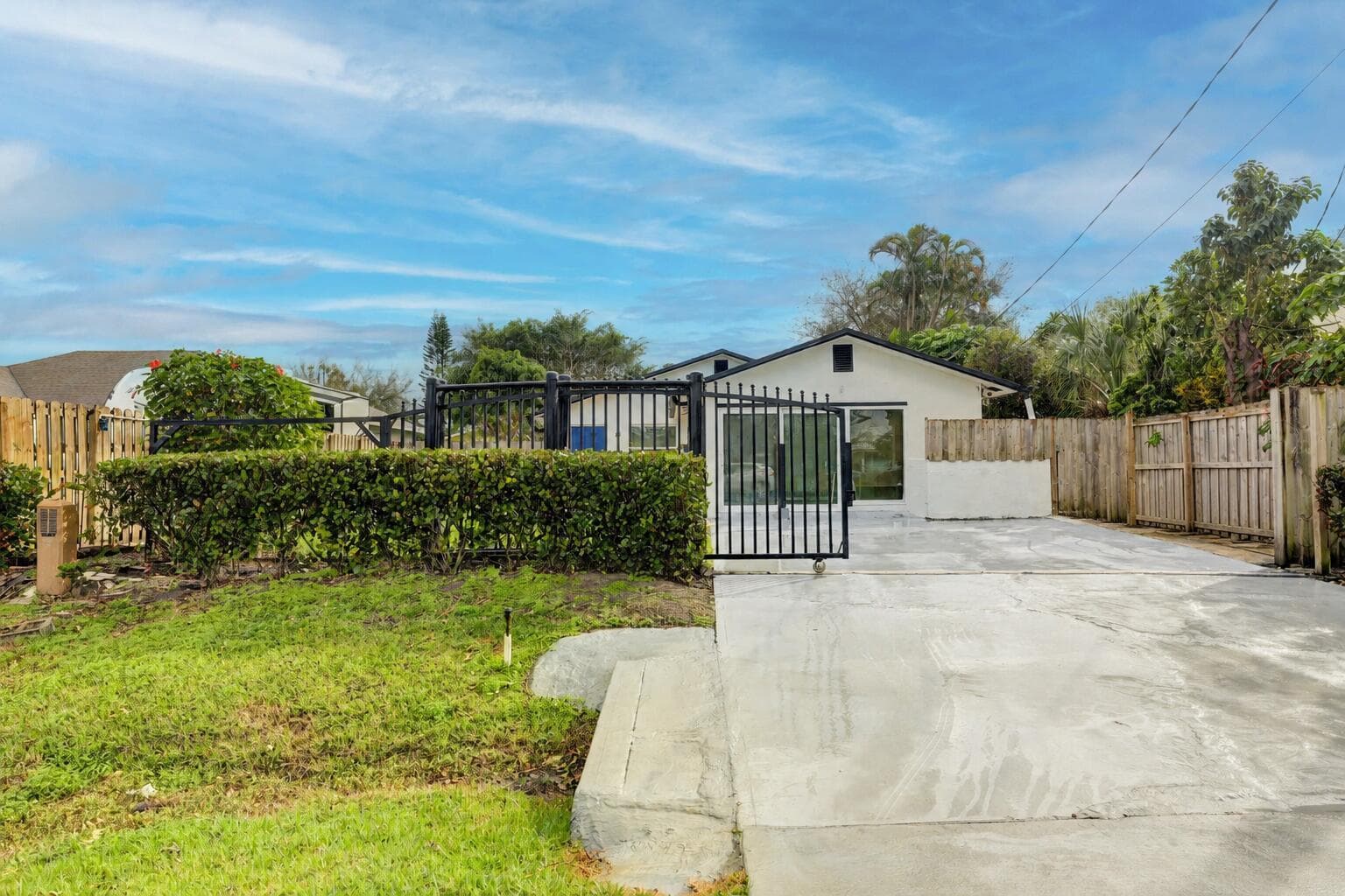 3394 SE JEFFERSON Street, Stuart, FL 34997
