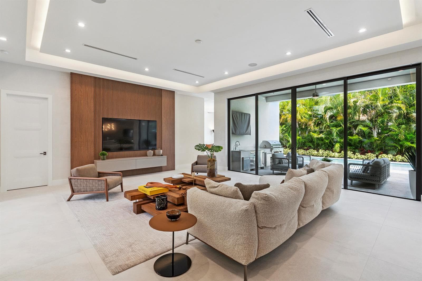 255 NE 3rd Street, Boca Raton, FL 33432 — zdjęcie 4
