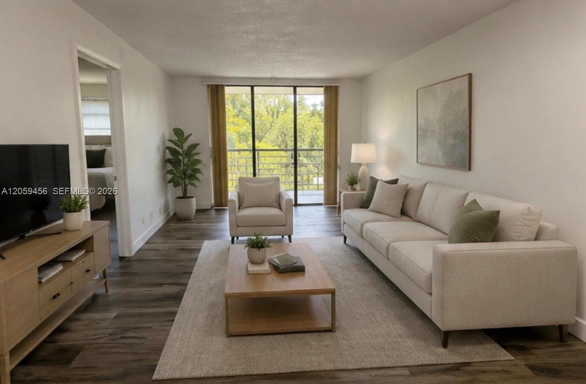3070 NW 48th Ter # 413, Lauderdale Lakes, FL 33313 — zdjęcie 2