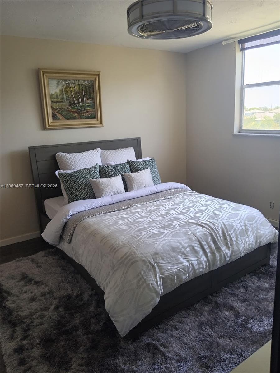 2821 Somerset Dr # 312, Lauderdale Lakes, FL 33311