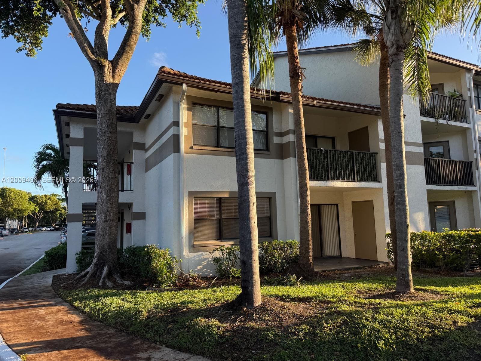540 S Park Road # 111-9, Hollywood, FL 33021