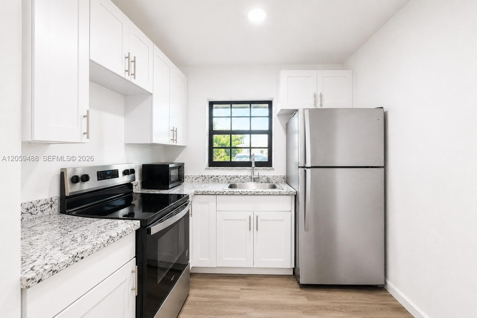 2401 NW 52nd St, Tamarac, FL 33309 — zdjęcie 2