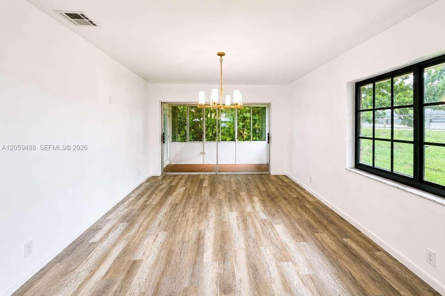 2401 NW 52nd St, Tamarac, FL 33309 — zdjęcie 4