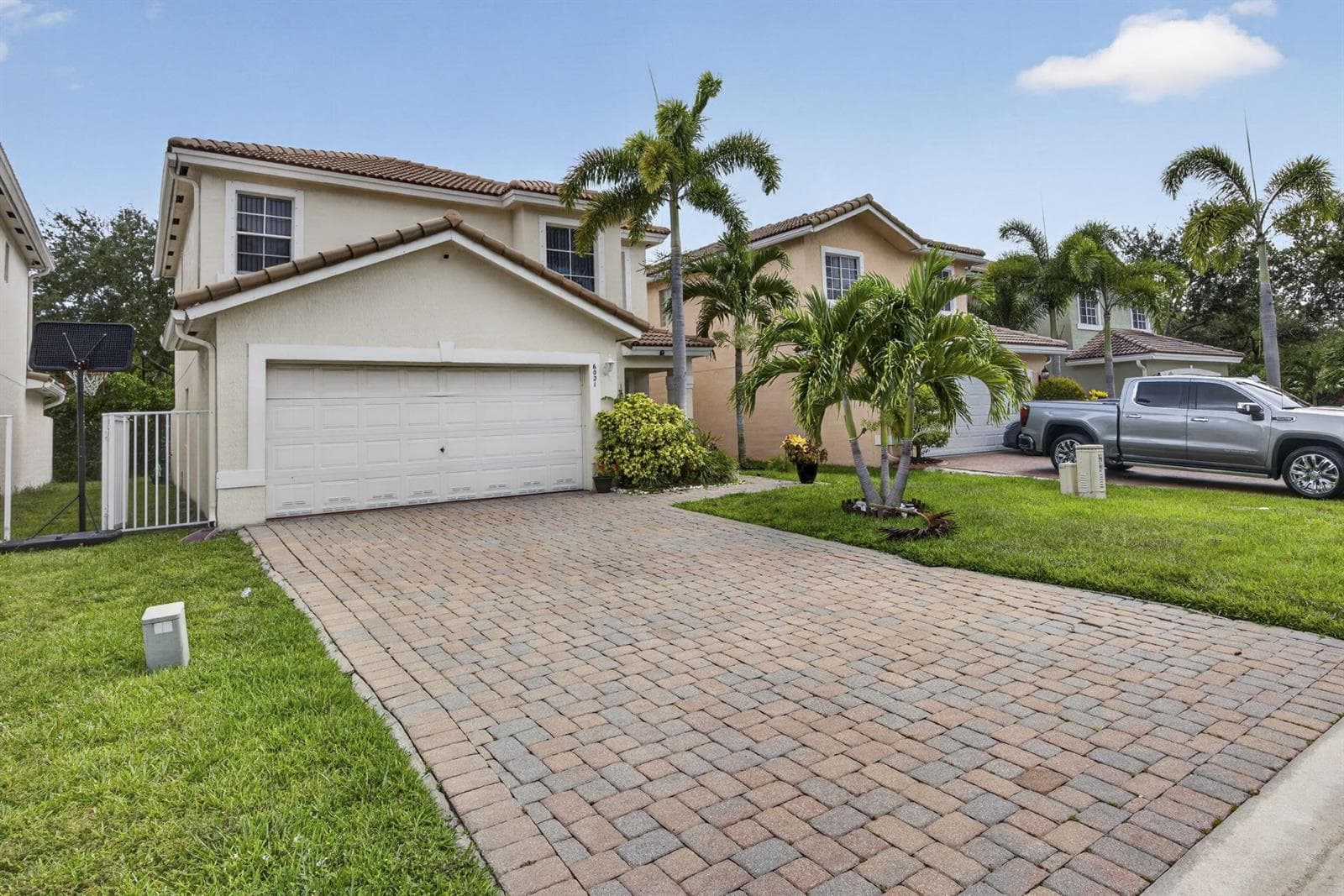 6021 Adriatic Way, West Palm Beach, FL 33413 — zdjęcie 3