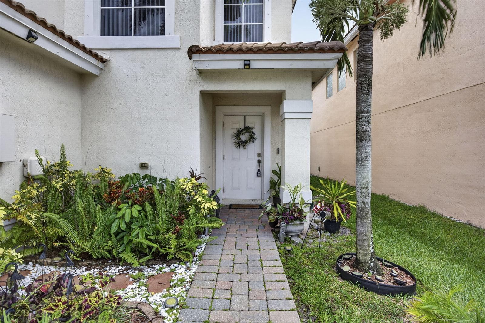 6021 Adriatic Way, West Palm Beach, FL 33413 — zdjęcie 5