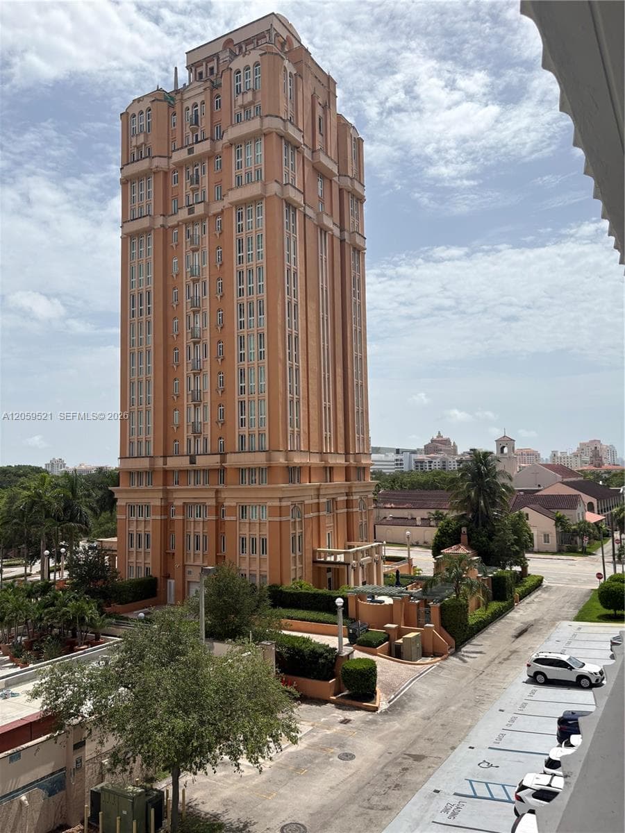 625 Biltmore Way # 501, Coral Gables, FL 33134 — zdjęcie 3