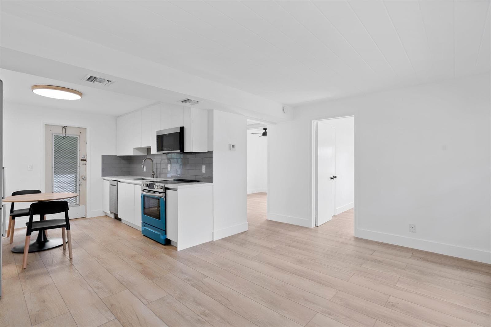241 NE 10th Street, Delray Beach, FL 33444 — zdjęcie 2