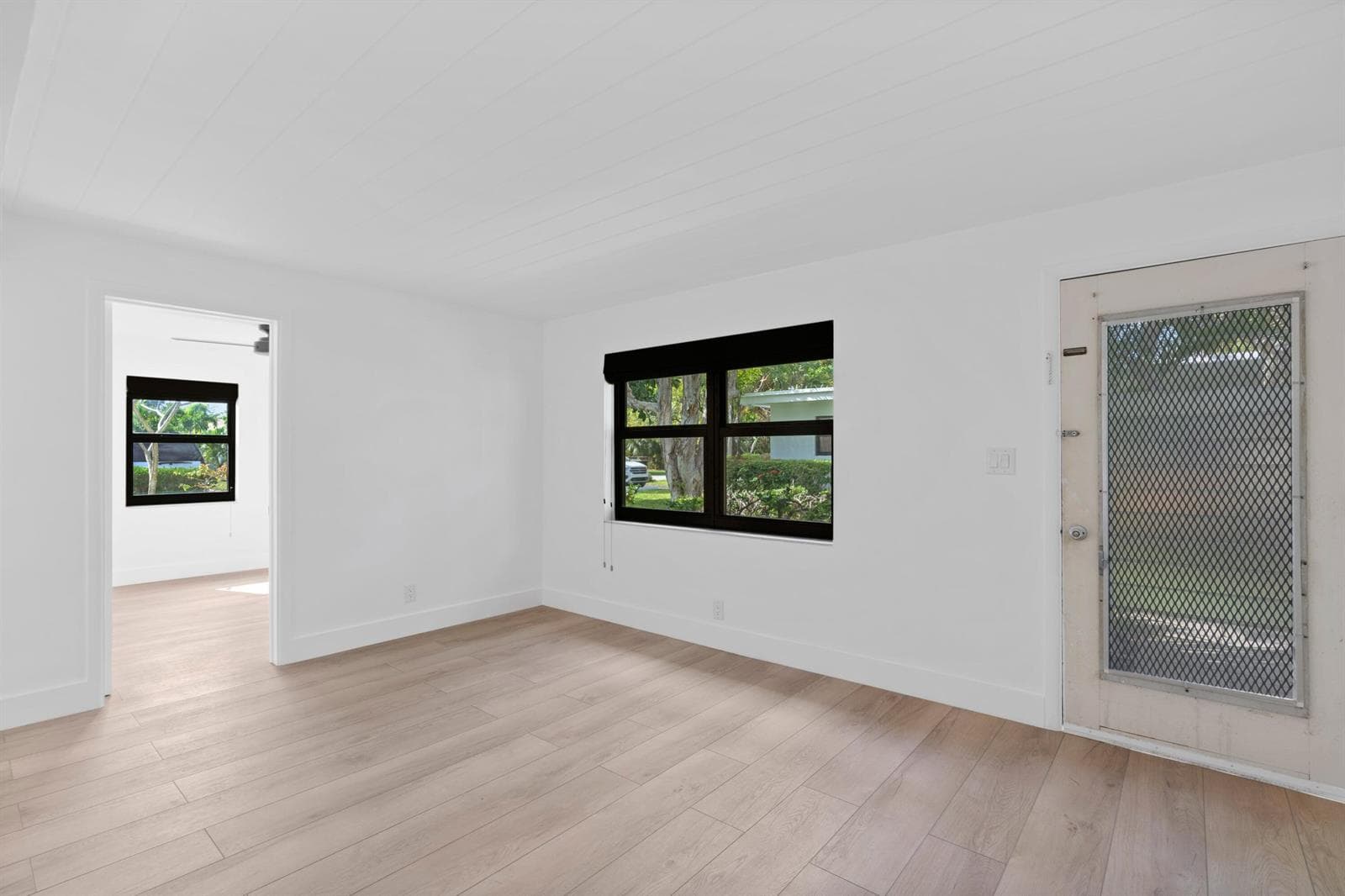 241 NE 10th Street, Delray Beach, FL 33444 — zdjęcie 3