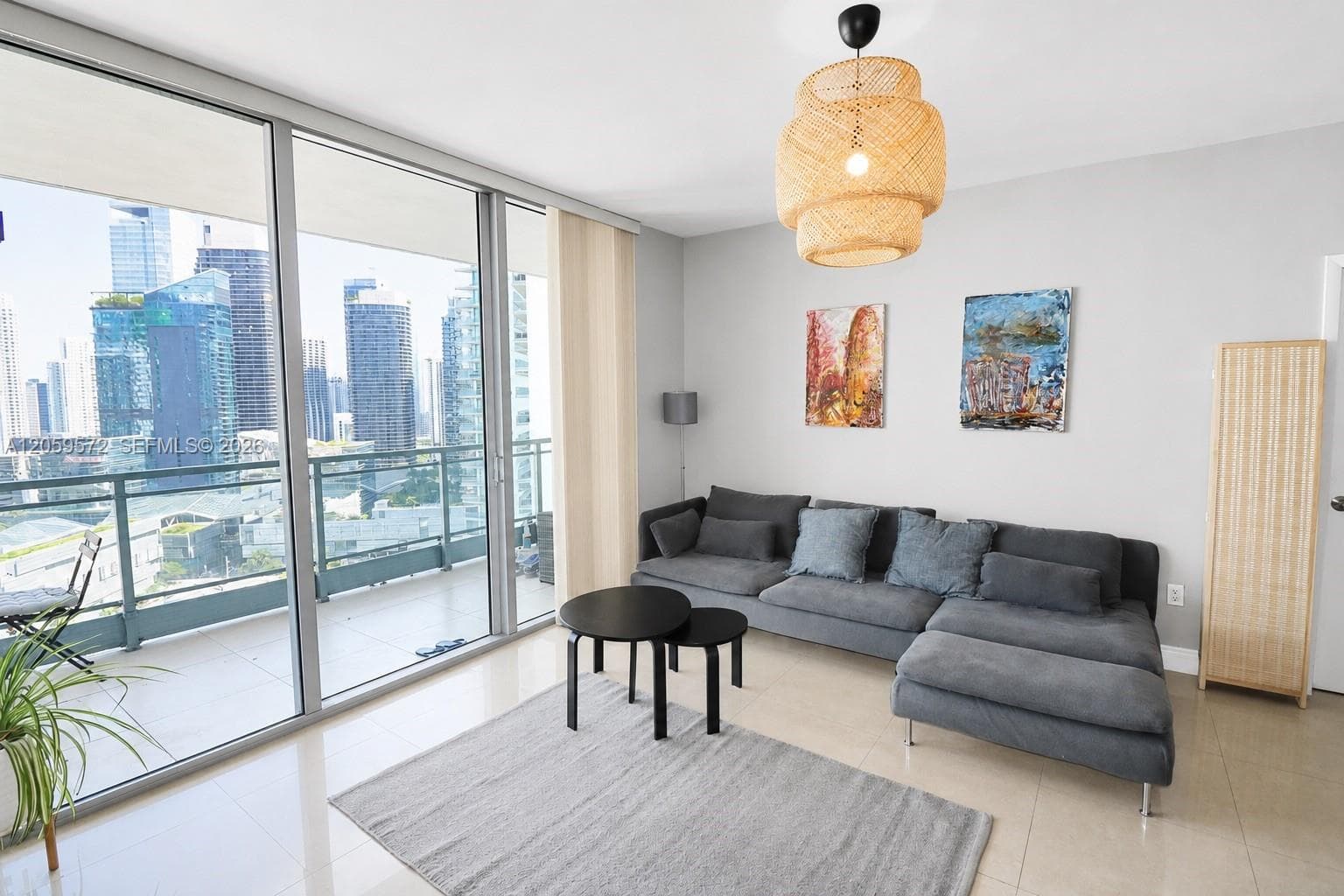 90 SW 3rd St # 3212, Miami, FL 33130 — zdjęcie 2